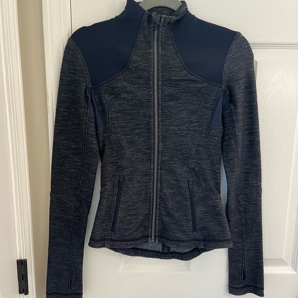 lululemon athletica Tops - Lululemon Jacket Size 2 Excellent Condition!